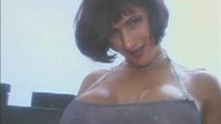 Корин - порно видео