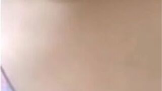 Индийская доли прислала меня, чтобы загрузить специальные обнаженные ММС на новый год для загрузки - порно видео