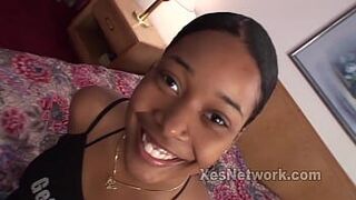 Чернокожая девушка с большой задницей в черной девушке, порно видео - порно видео