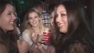 Студентки хардкор групповая вечеринка секс - порно видео